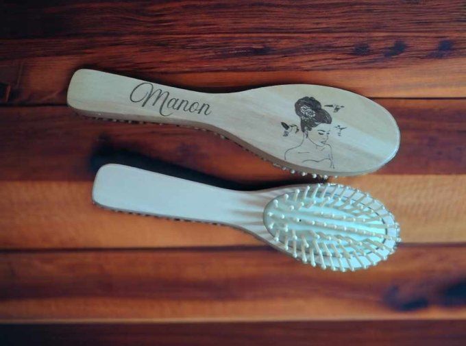 Brosse personnalisée